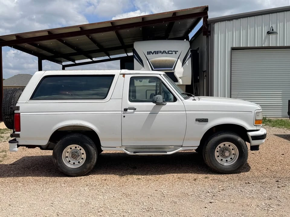 1994 Ford Bronco 5th Gen - Image 9 of 11