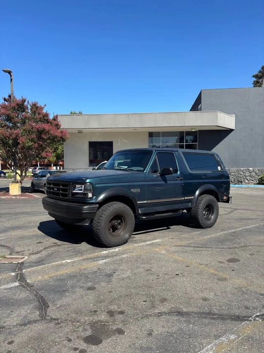 1994 Ford Bronco 5th Gen - Image 2 of 3