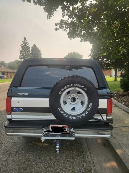 1994 Ford Bronco 5th Gen - Image 2 of 19