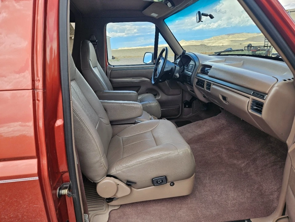 1994 Ford Bronco 5th Gen - Image 17 of 31