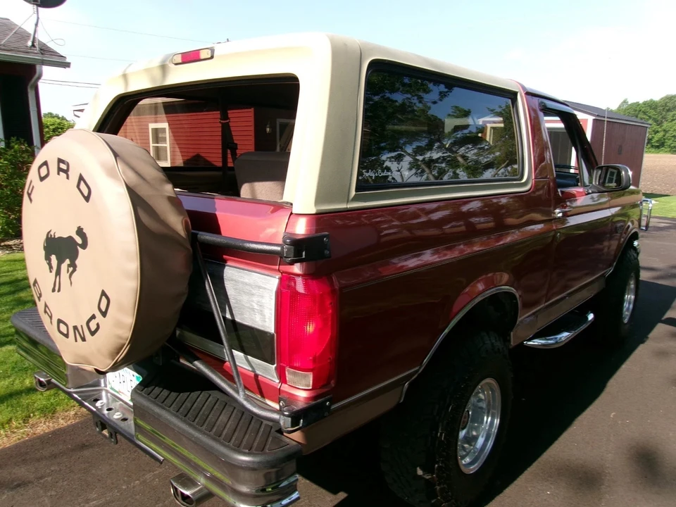 1994 Ford Bronco 5th Gen - Image 5 of 11