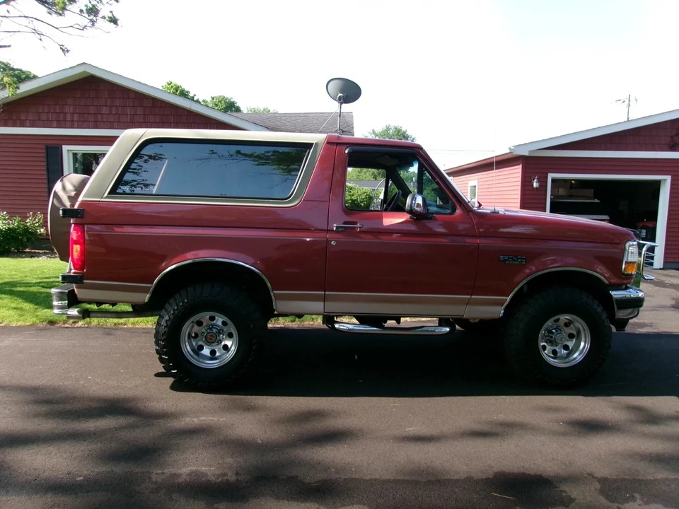 1994 Ford Bronco 5th Gen - Image 3 of 11
