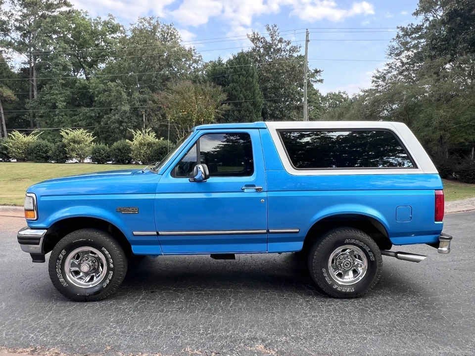 1994 Ford Bronco 5th Gen - Image 2 of 21