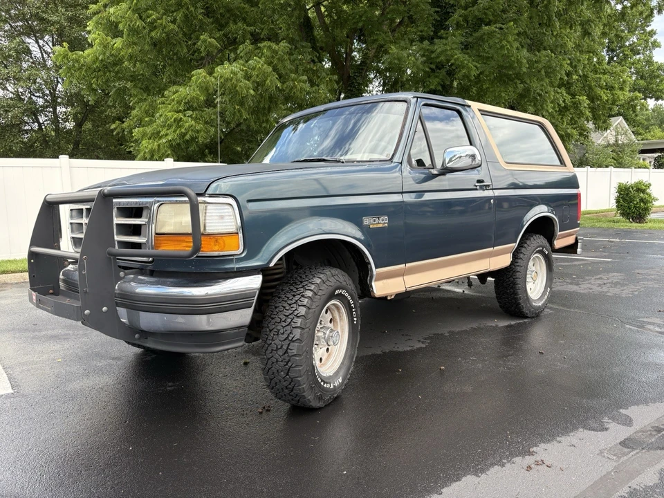 1994 Ford Bronco 5th Gen - Image 2 of 10