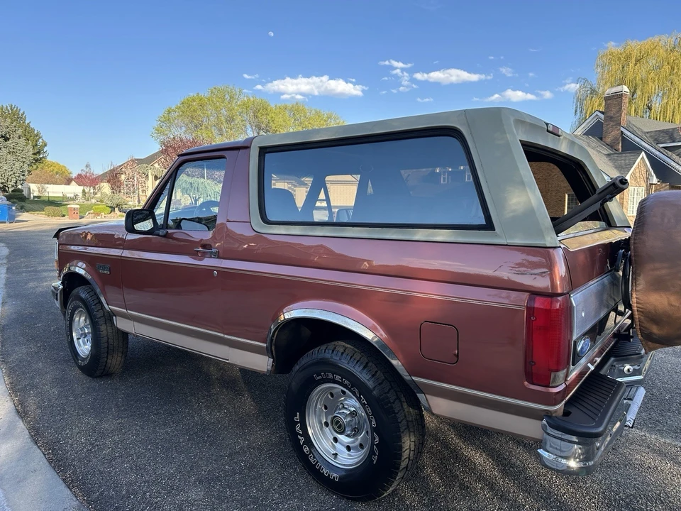 1994 Ford Bronco 5th Gen - Image 2 of 21