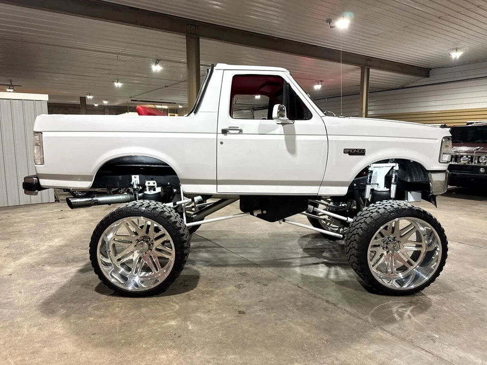 1994 Ford Bronco 5th Gen - Image 10 of 21