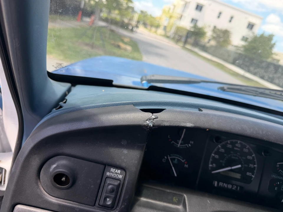 1994 Ford Bronco 5th Gen - Image 28 of 31