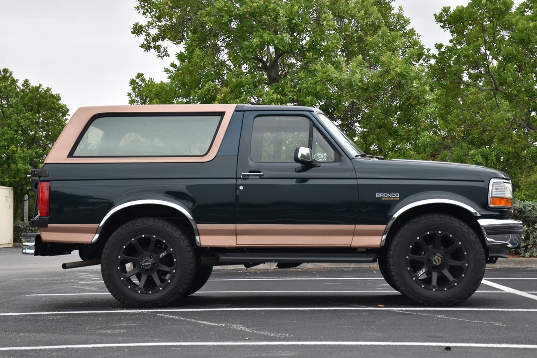 1994 Ford Bronco 5th Gen - Image 5 of 17