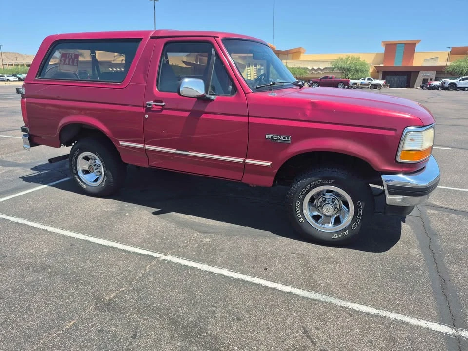 1994 Ford Bronco 5th Gen - Image 2 of 11