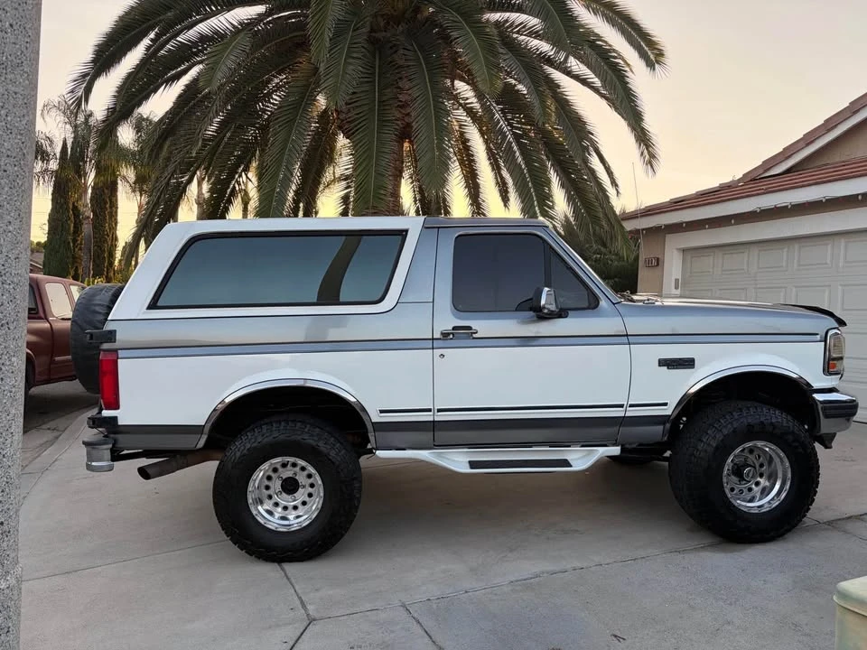 1994 Ford Bronco 5th Gen - Image 7 of 8