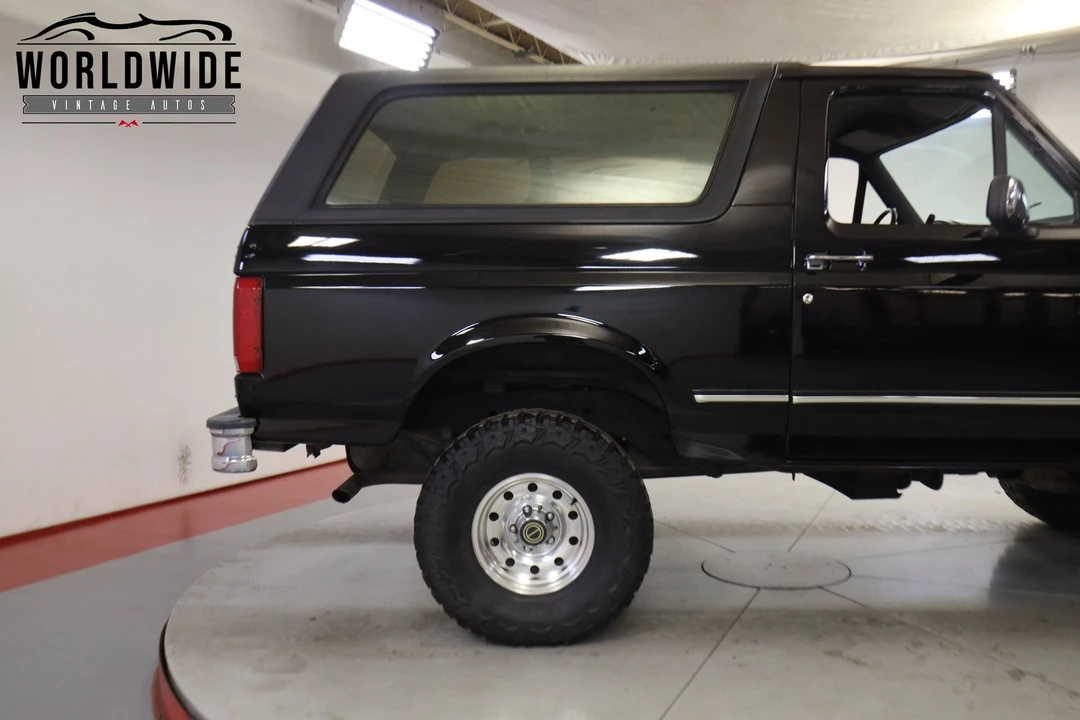 1994 Ford Bronco 5th Gen - Image 9 of 12