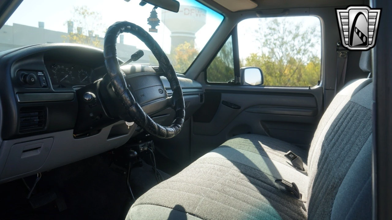 1994 Ford Bronco 5th Gen - Image 14 of 21