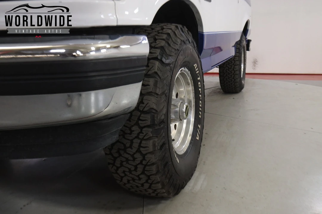 1994 Ford Bronco 5th Gen - Image 11 of 12