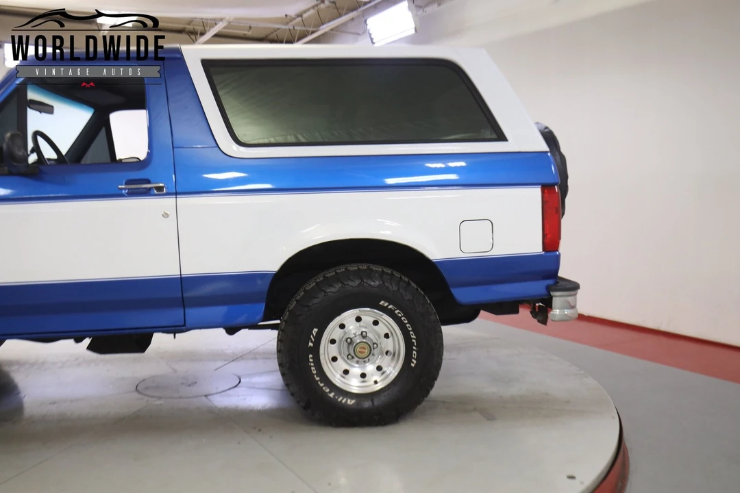1994 Ford Bronco 5th Gen - Image 10 of 12