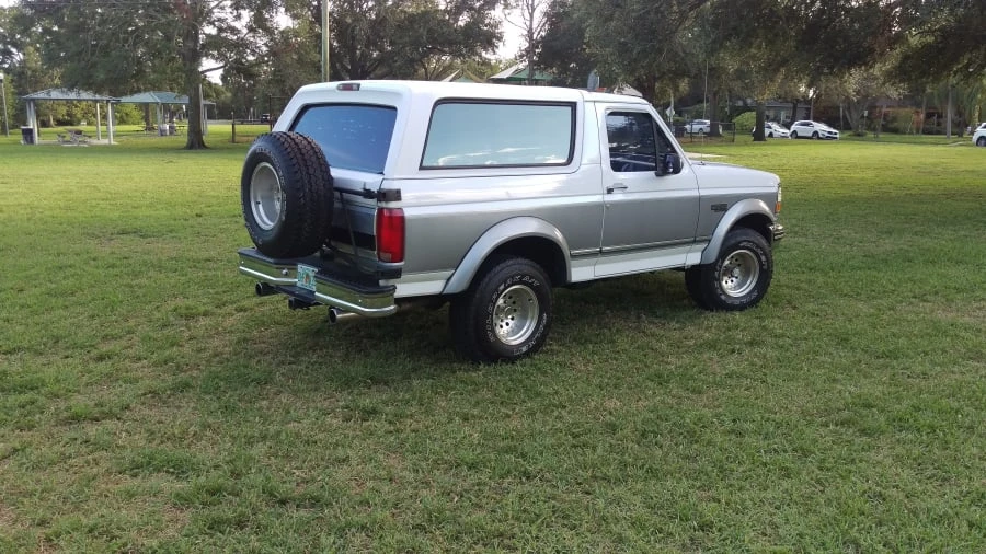 1994 Ford Bronco 5th Gen - Image 10 of 11