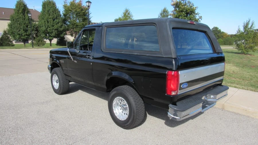 1994 Ford Bronco 5th Gen - Image 3 of 8