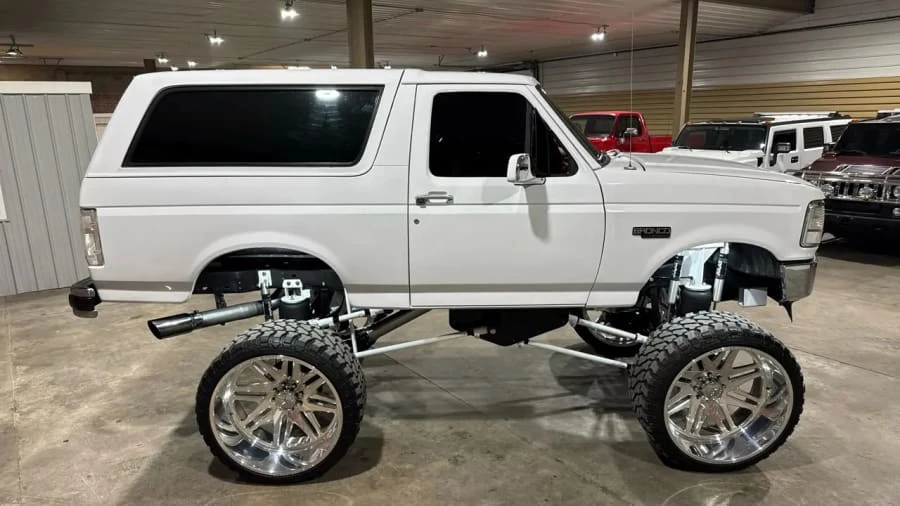1994 Ford Bronco 5th Gen - Image 3 of 10