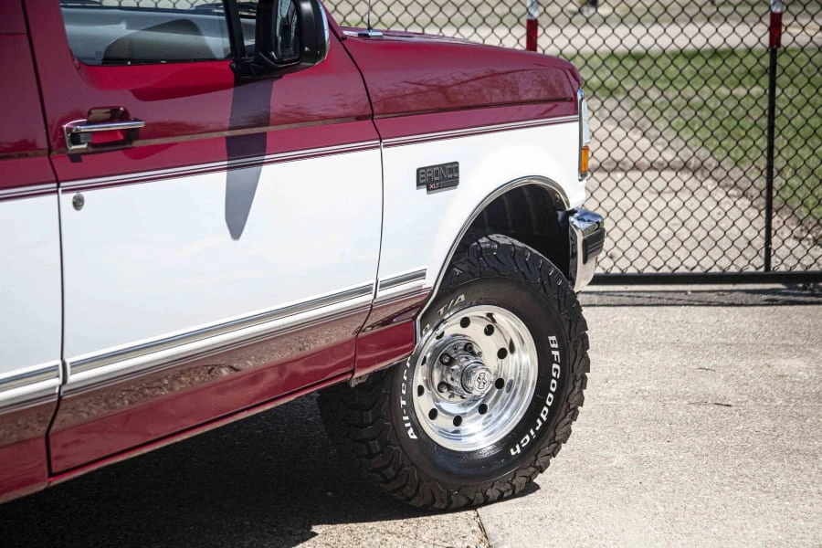 1994 Ford Bronco 5th Gen - Image 15 of 22