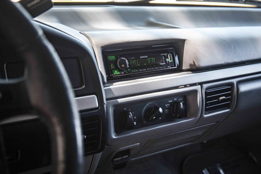 1994 Ford Bronco 5th Gen - Image 17 of 22