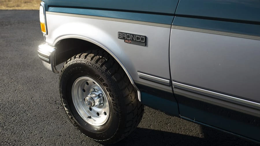 1994 Ford Bronco 5th Gen - Image 8 of 12