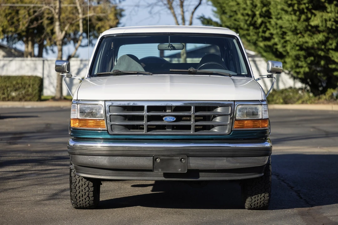 1994 Ford Bronco 5th Gen - Image 2 of 13