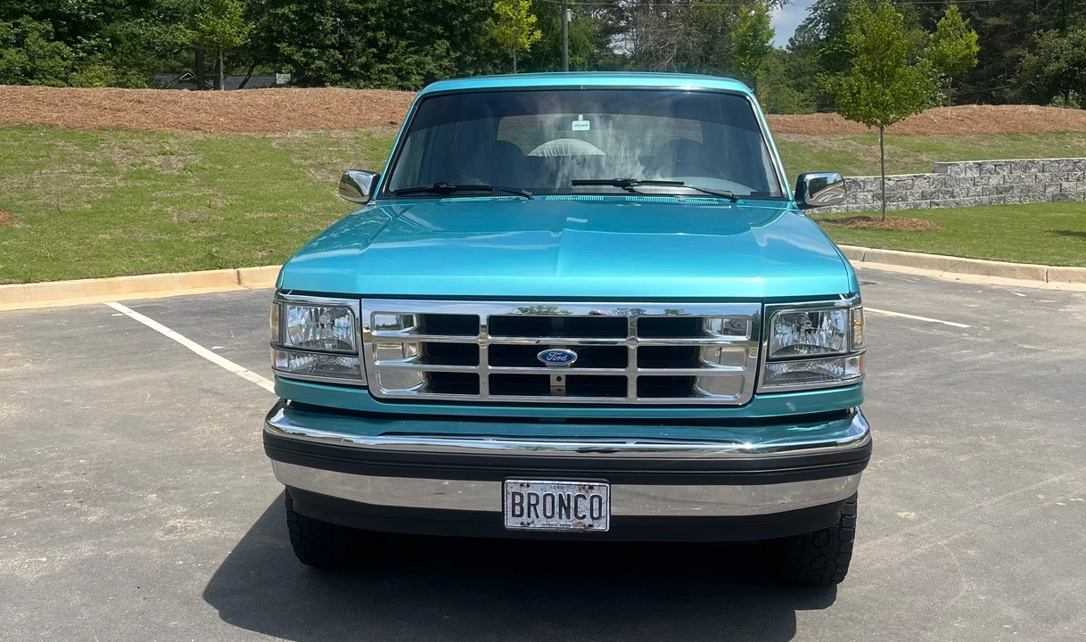 1994 Ford Bronco 5th Gen - Image 2 of 31