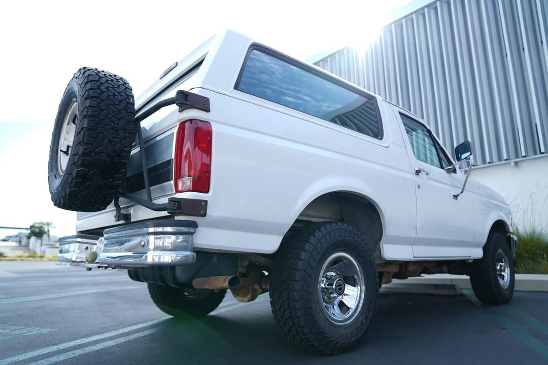 1994 Ford Bronco 5th Gen - Image 16 of 31