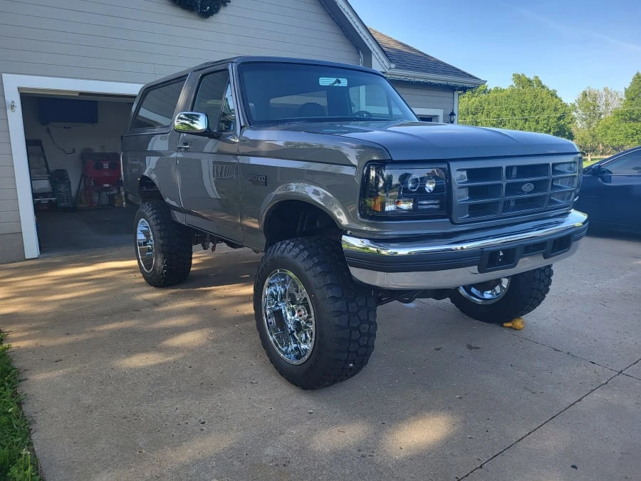 1994 Ford Bronco 5th Gen - Image 3 of 11