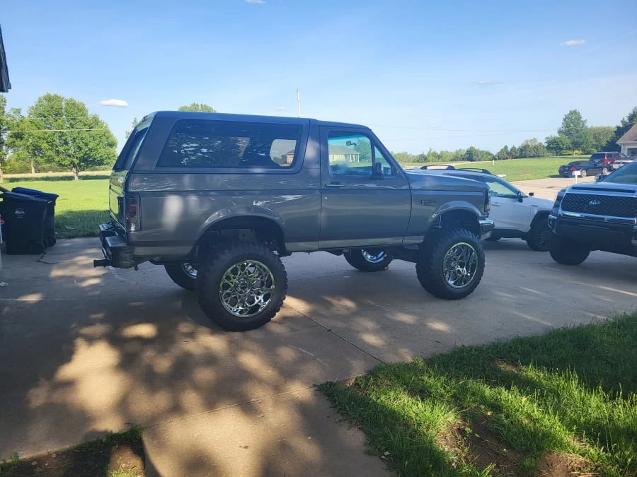 1994 Ford Bronco 5th Gen - Image 4 of 11