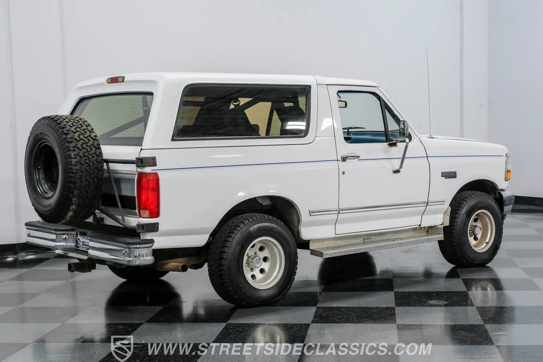 1994 Ford Bronco 5th Gen - Image 11 of 12