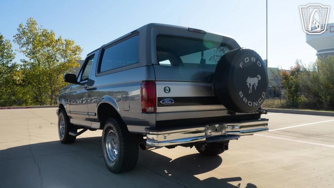 1994 Ford Bronco 5th Gen - Image 11 of 12