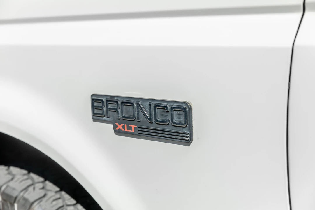 1994 Ford Bronco 5th Gen - Image 16 of 31