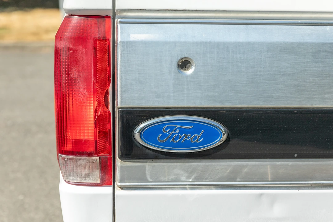 1994 Ford Bronco 5th Gen - Image 24 of 31