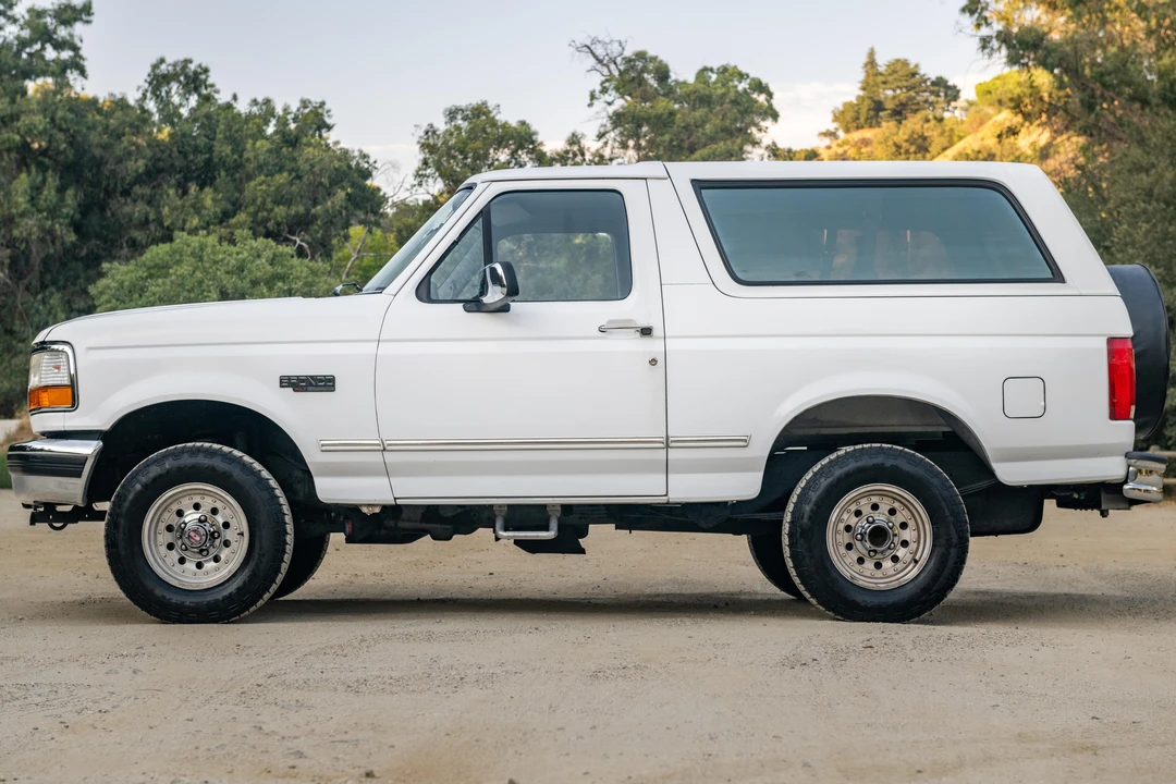 1994 Ford Bronco 5th Gen - Image 3 of 31
