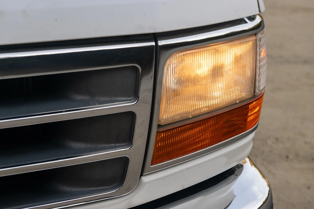 1994 Ford Bronco 5th Gen - Image 19 of 31