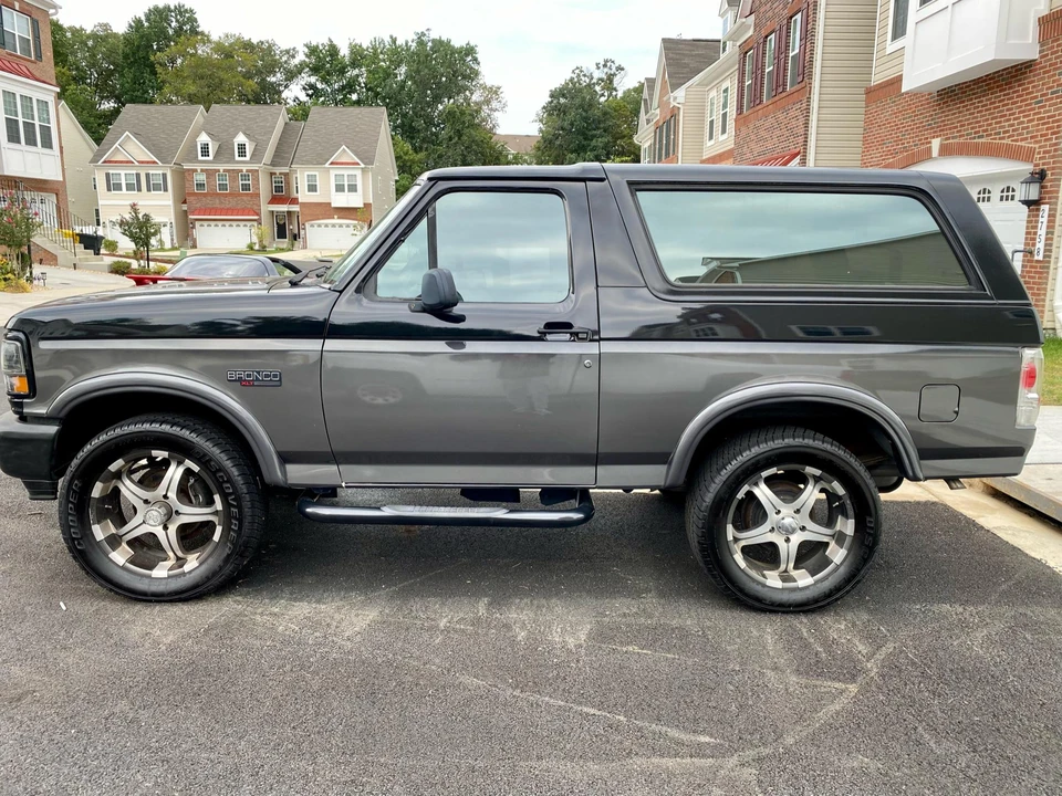 1994 Ford Bronco 5th Gen - Image 3 of 21