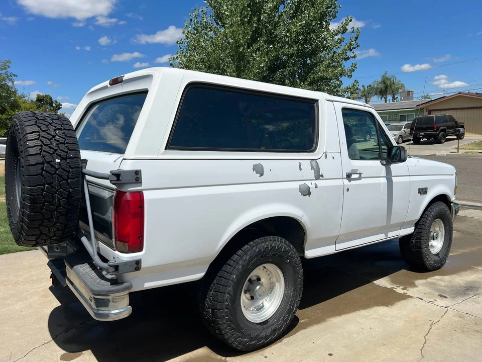 1994 Ford Bronco 5th Gen - Image 5 of 17