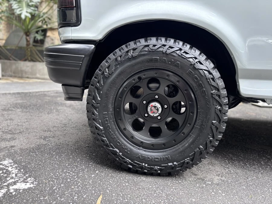 1994 Ford Bronco 5th Gen - Image 9 of 18