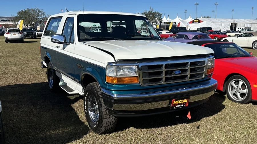 1994 Ford Bronco 5th Gen - Image 3 of 31