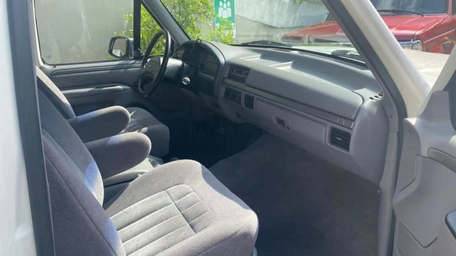 1994 Ford Bronco 5th Gen - Image 14 of 31