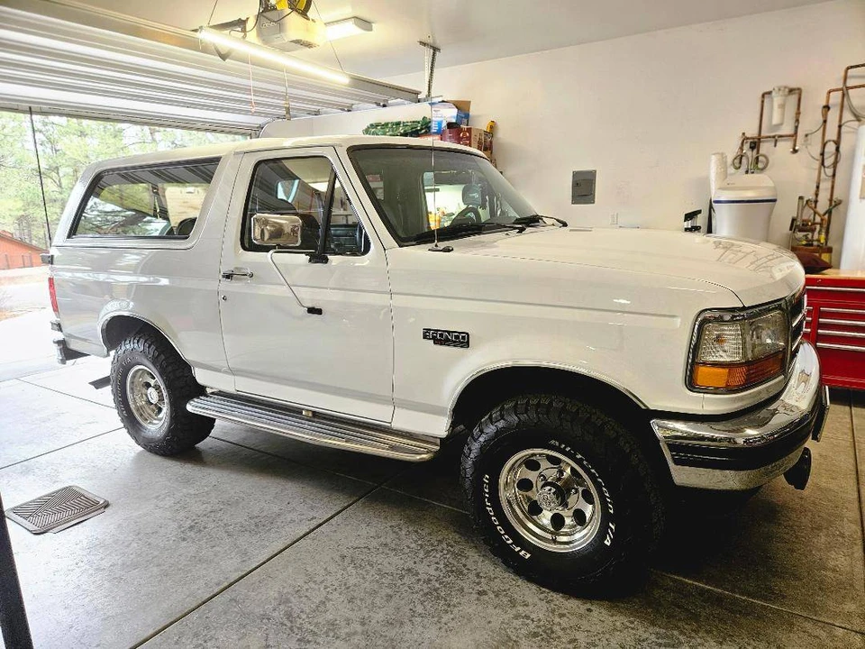 1994 Ford Bronco 5th Gen - Image 2 of 22
