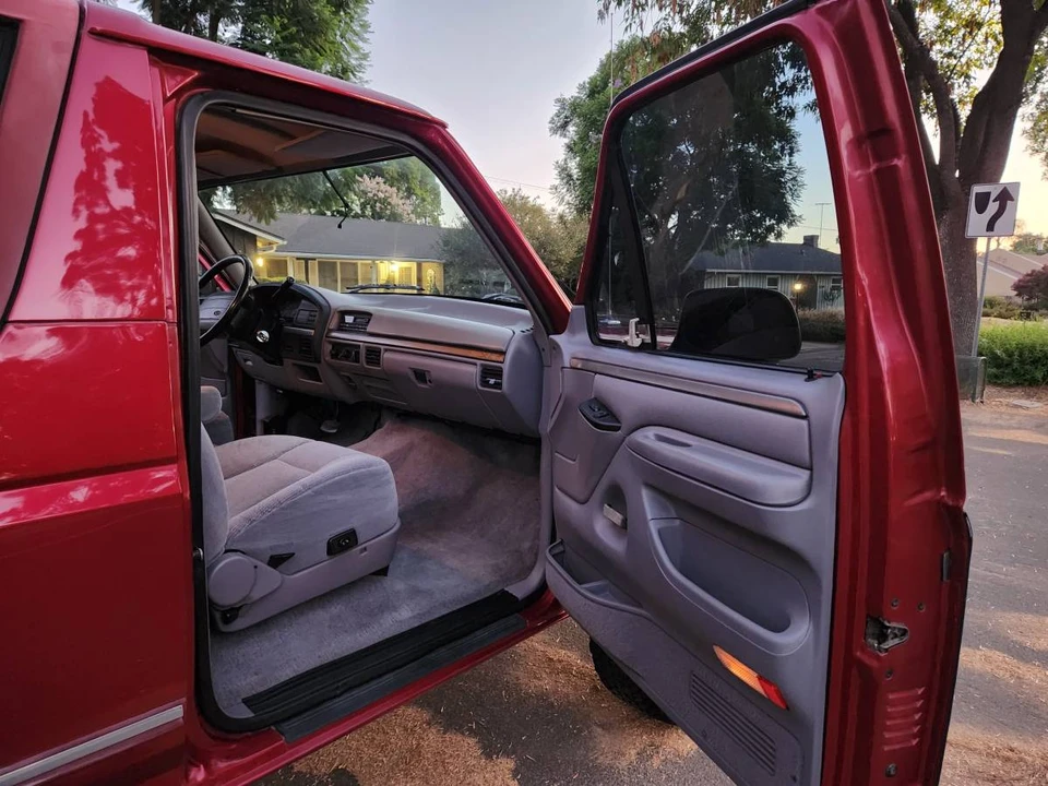 1994 Ford Bronco 5th Gen - Image 11 of 19