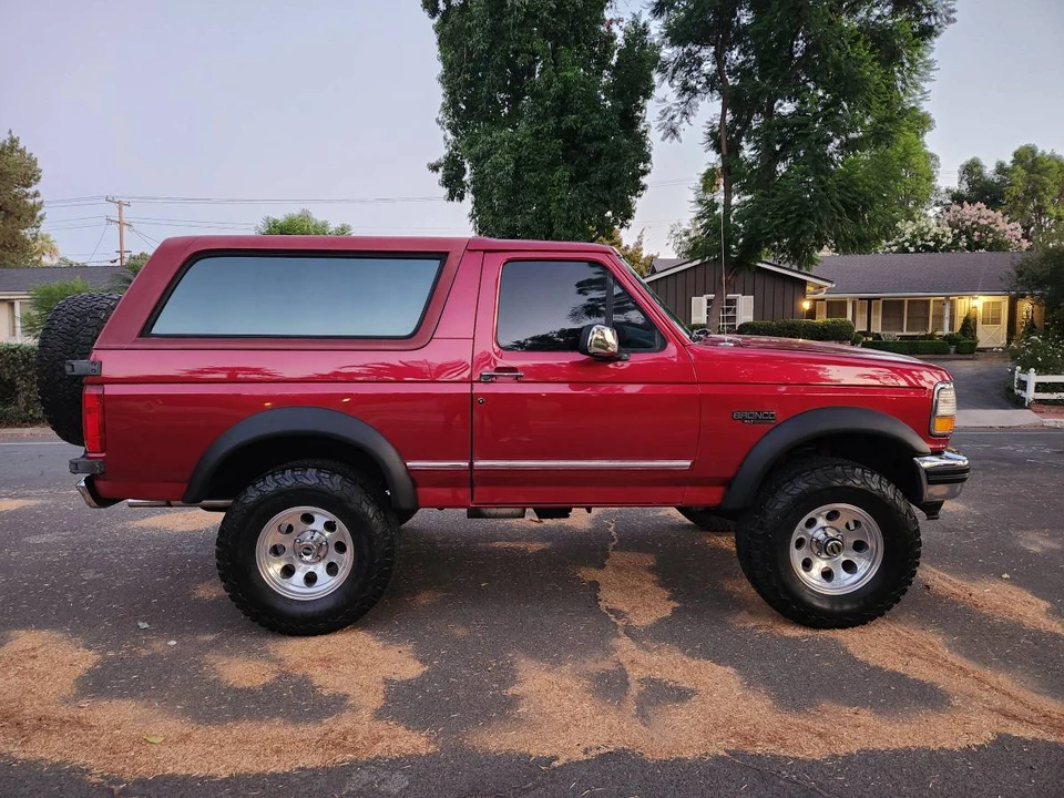 1994 Ford Bronco 5th Gen - Image 5 of 19