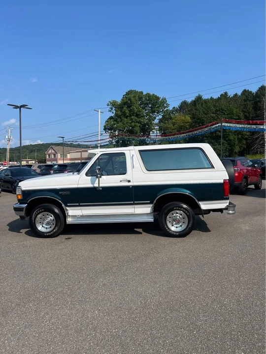 1994 Ford Bronco 5th Gen - Image 3 of 19