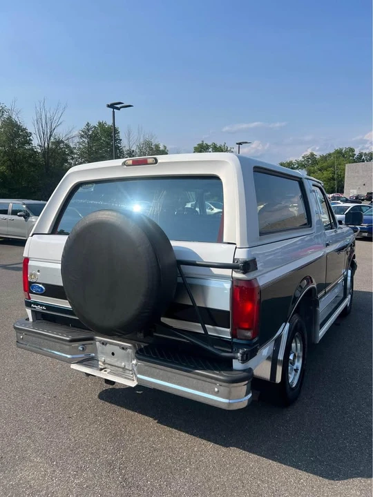 1994 Ford Bronco 5th Gen - Image 16 of 19