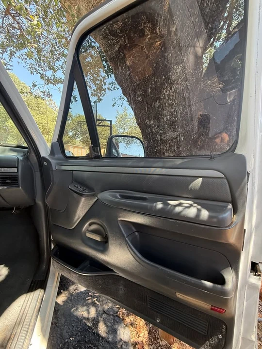 1994 Ford Bronco 5th Gen - Image 11 of 15