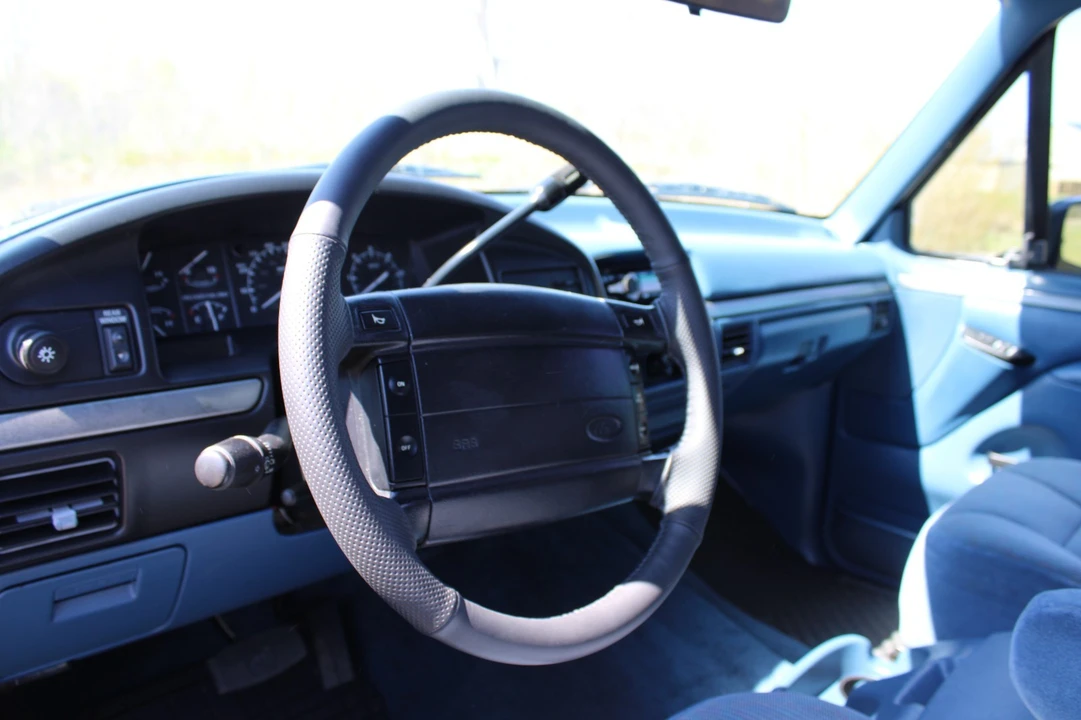 1994 Ford Bronco 5th Gen - Image 14 of 15