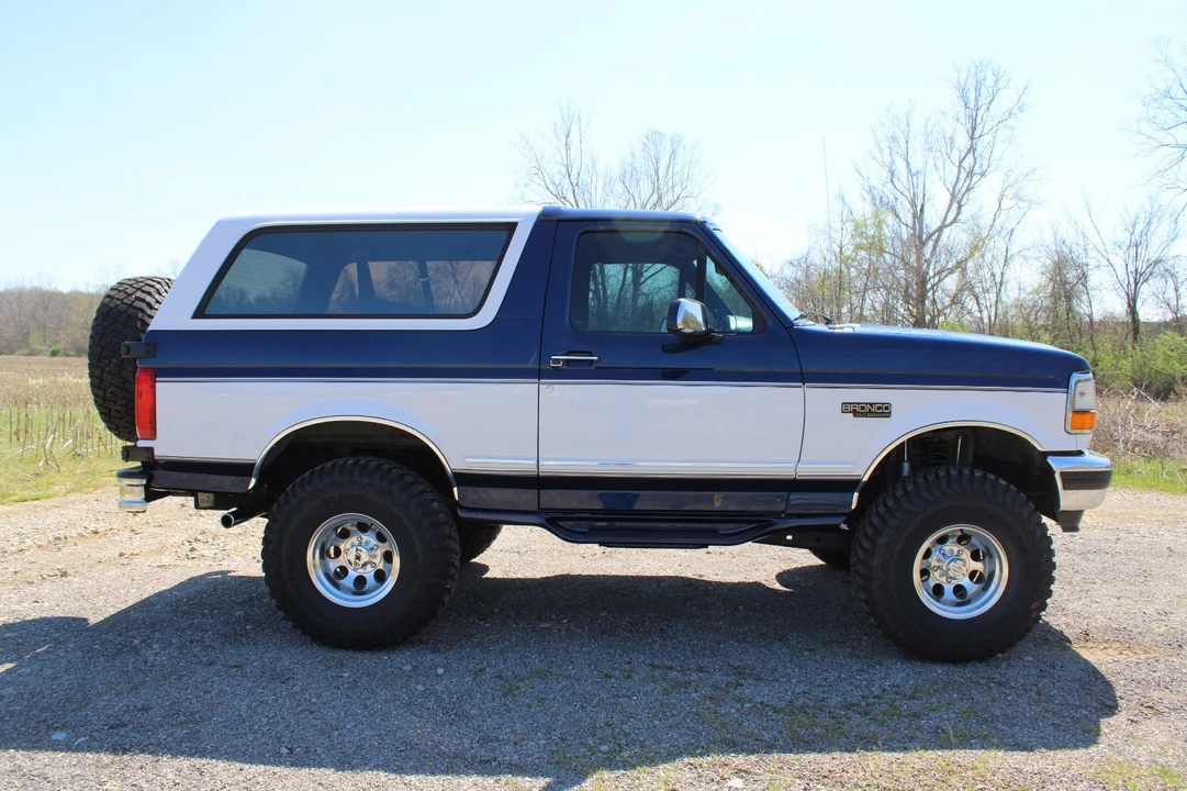 1994 Ford Bronco 5th Gen - Image 8 of 17