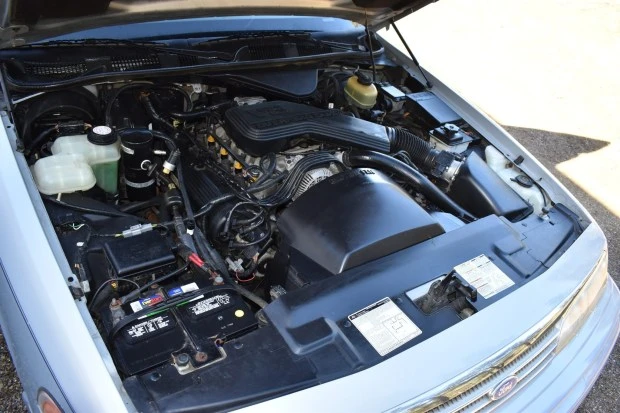 1994 Ford Crown Victoria - Image 6 of 7