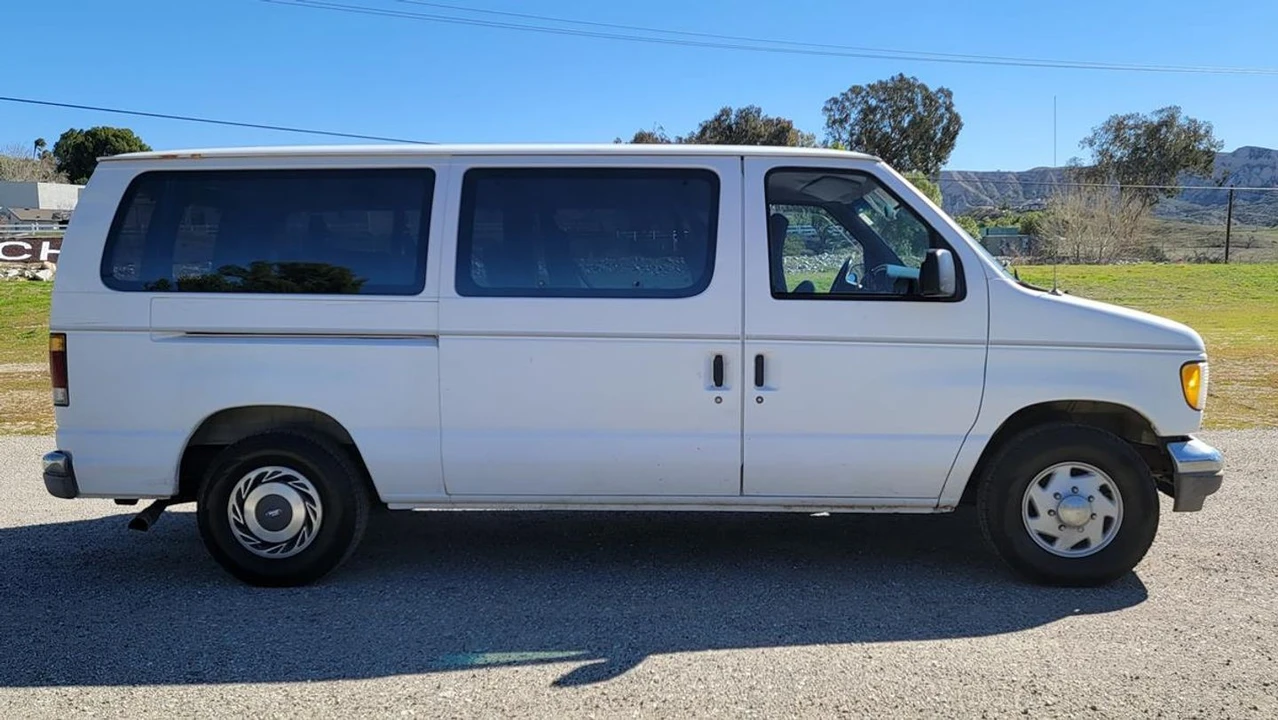 1994 Ford Econoline Van - Image 12 of 12